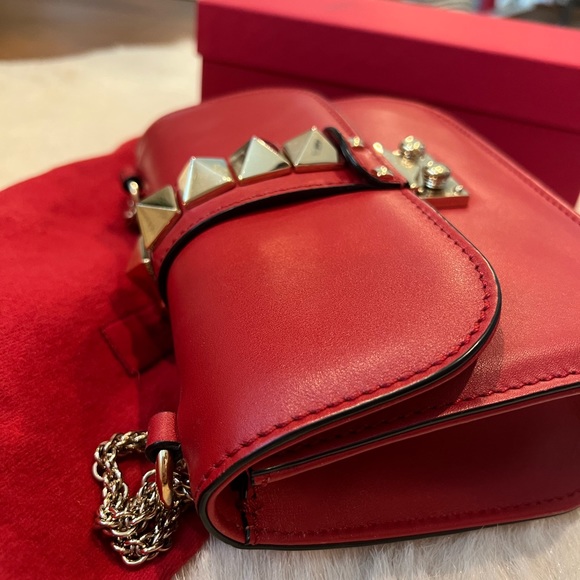 Valentino Small Glam Rock Red Bag - Picture 9 of 12